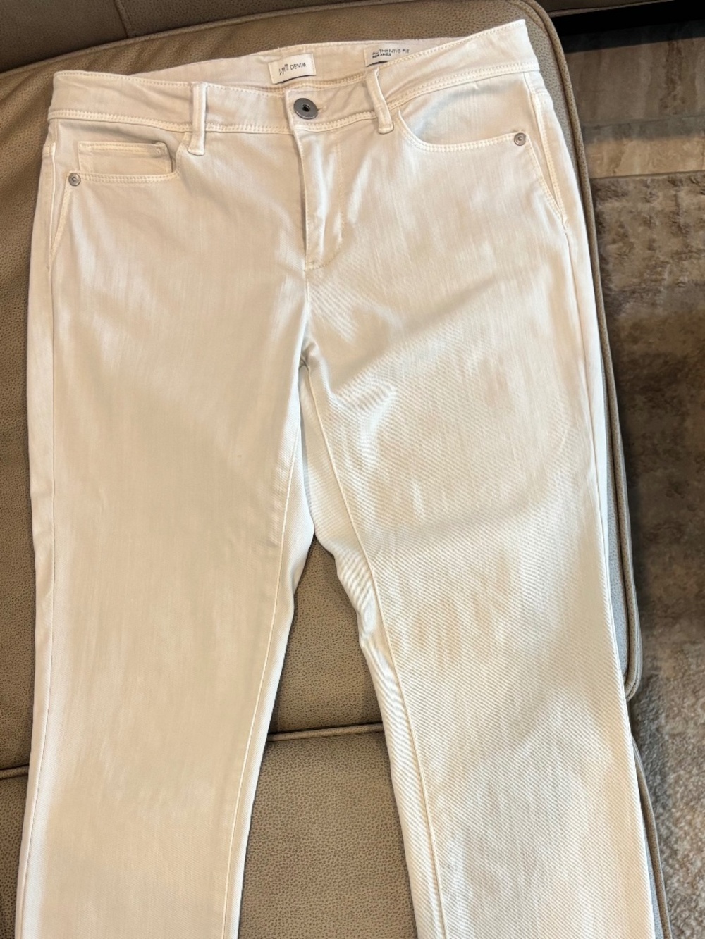 J Jill Authentic Fit slim ankle denim jean in off white 8 Petite - Picture 10 of 14